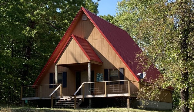Cozy Rustic Cabin in the Woods near Grand Lake