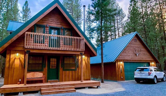 Cozy Rustic Cabin, Snowmobile-OHV Trails/Woodstove/Treager BBQ/Games & Puzzles