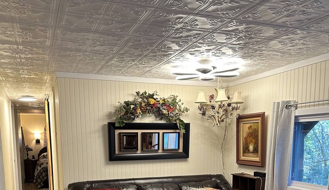 Cozy Rustic Quiet Retreat