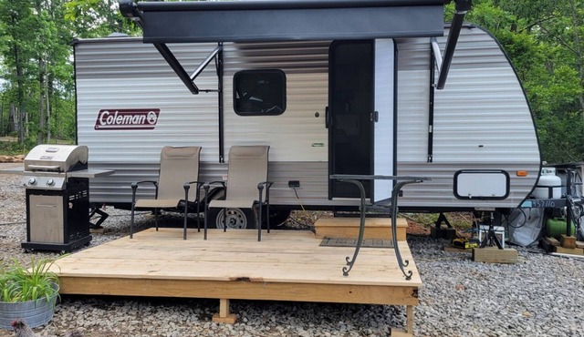 Cozy RV in charming Pikeville with WiFi, AC