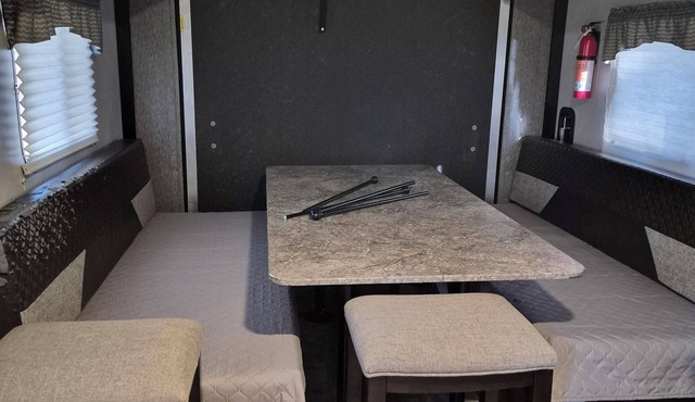 Cozy RV in Delightful Fort Walton Beach with AC