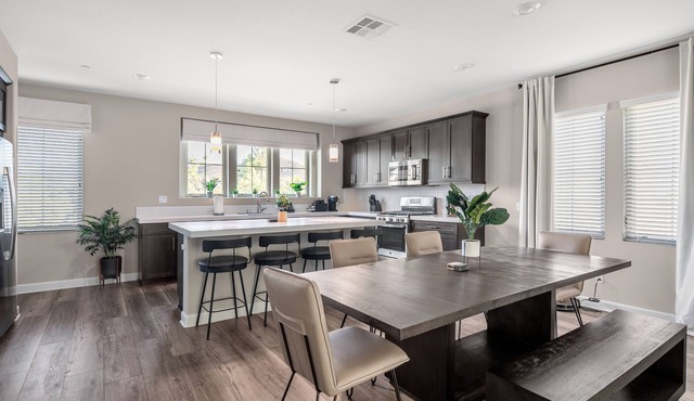 Cozy San Diego Retreat - Sleeps 6 - Relax & Unwind