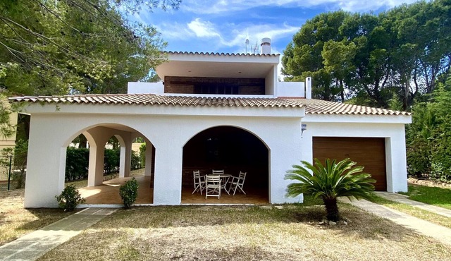 Cozy Seaside House with Garden, Solarium, & Near Cala Llobeta & Cala Calafató Beaches