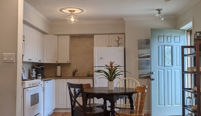 Cozy Seaside Park Condo