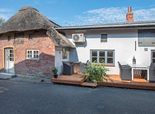 Cozy Seaside Retreat in Hojer-By Traum