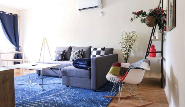Cozy Secluded *A2 North Side* 2BR