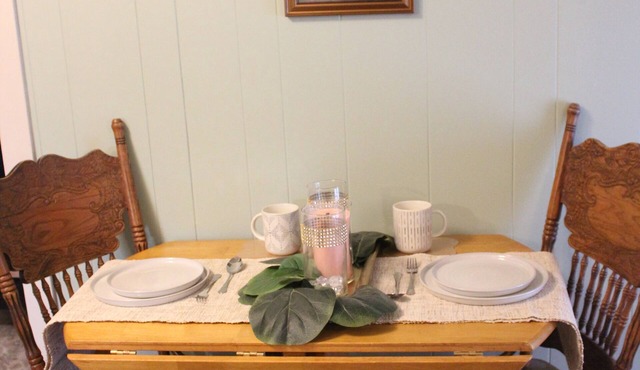 Cozy Second-Floor Stylish & Comfortable Stay