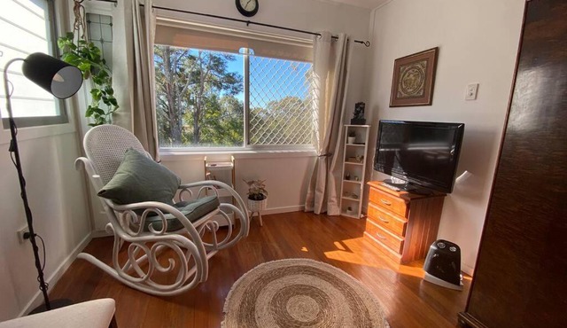 Cozy self-contained unit surrounded by nature