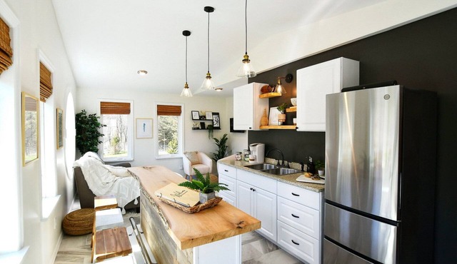 Cozy Serene 2bd Finger Lakes Home w/Amazing Views