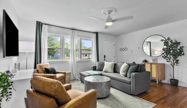 Cozy Shawnee Stay Parking+15 mins to KC
