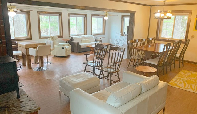 Cozy Shenandoah Cabin near Vineyards/Hiking/River/National Park