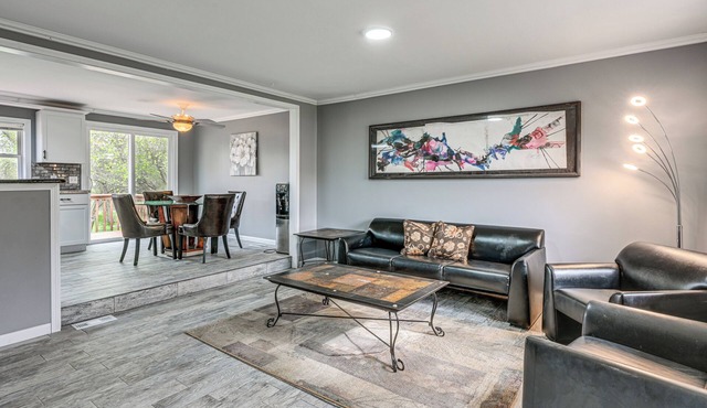 Cozy Silverwood Home: Near Golf Courses!