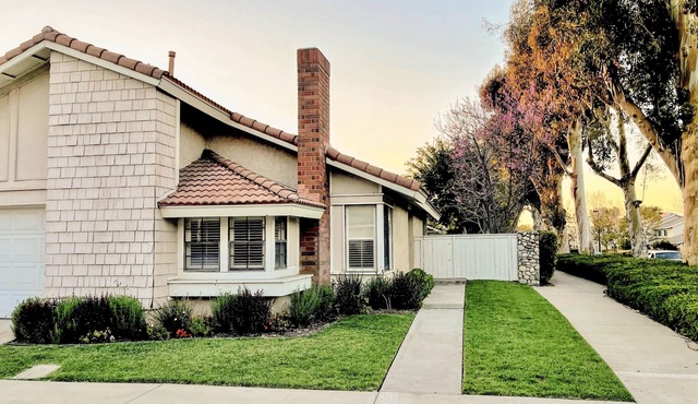 Cozy Single Level 3 Bed 2 Bath Home in the Heart of Irvine