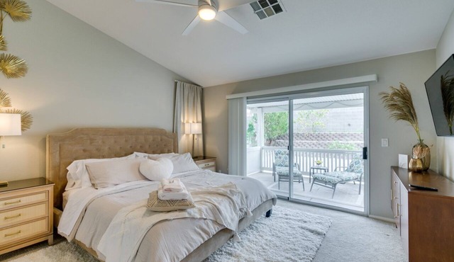 Cozy Single Story Home in the Heart of Las Vegas