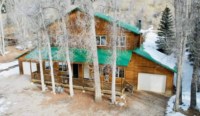 Cozy Six Bedroom Home Red River, NM