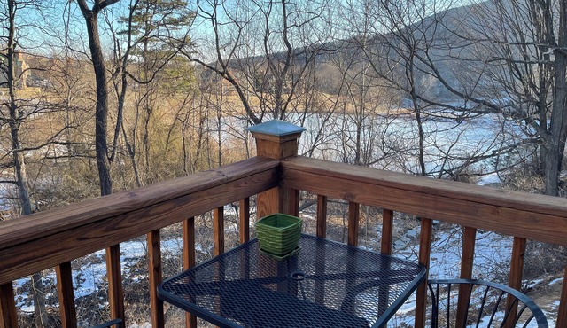 Cozy Ski Chalet at Whitetail Resort .right next to the slopes!