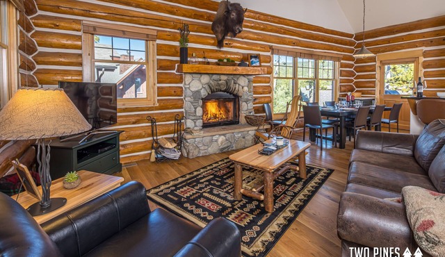 Cozy Ski-in/Ski-out Cabin | Deck + Hot Tub!