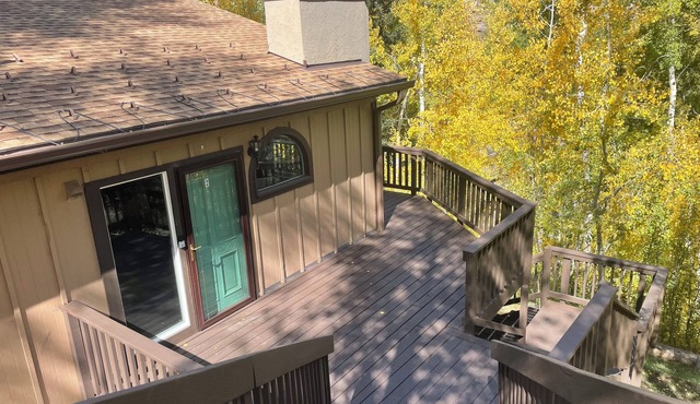 Cozy ski & summer retreat on Vail Moutain, just 5 min away from Vail Ski Resort