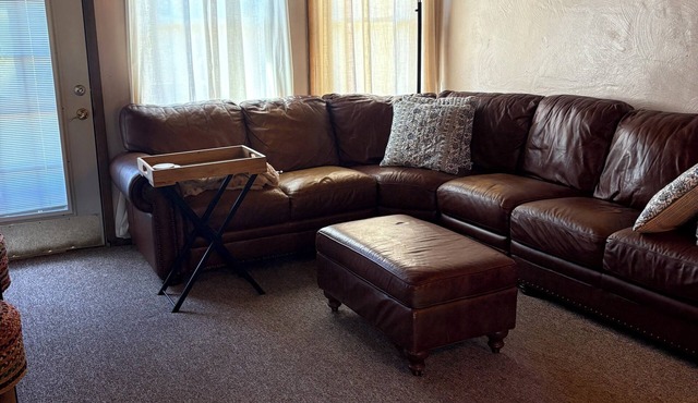 Cozy Slope Side Retreat: Ski/Sun/College Trips/Girls Trip/Upstate Getaway