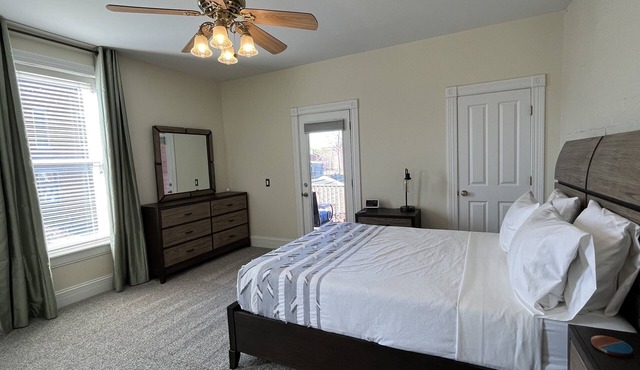 Cozy Soulard 2BR w/Free Parking & Fast Wi-Fi