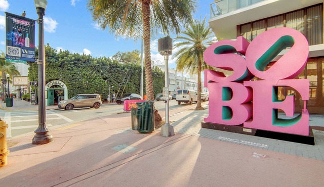 Cozy South Beach 1BR Apt Near Beach and Ocean Drive