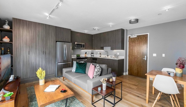 Cozy South Park Studio, near Caltrain & South Park by Blueground