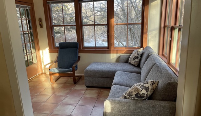 Cozy south shore home close to beautiful beaches!
