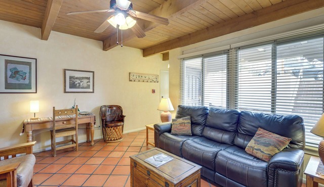 Cozy Southwest Style Santa Fe Condo!