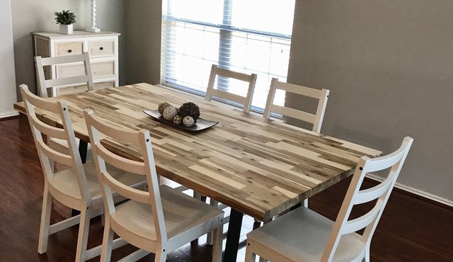 Cozy & spacious 3 bedroom home -North San Antonio. Stone Oak area