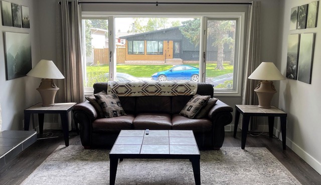 Cozy, spacious and comfortable family friendly home!