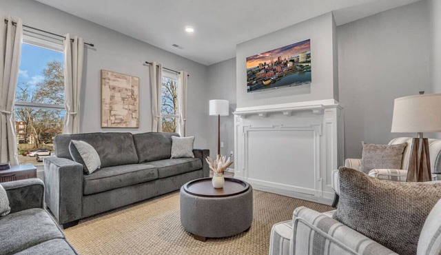 Cozy & Spacious Four Bedroom