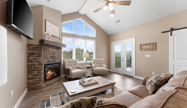 Cozy & Spacious Retreat in the Heart of the City + Free Tickets!