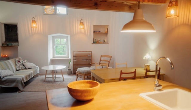 Cozy, spacious studio/loft in charming Les Vans. Monts d'Ardèche natural park.