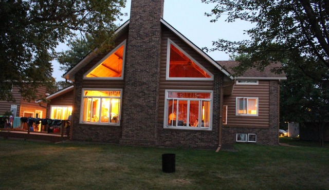 Cozy & Spacious Timber Frame Cabin - Middle Cormorant Lake