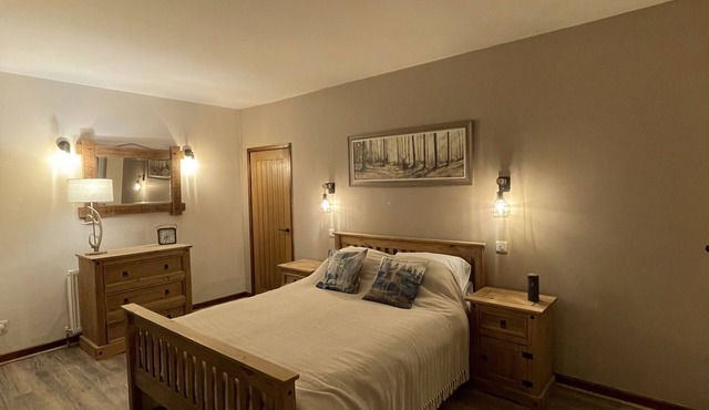 Cozy stable conversion in a lovely area surrounded by beautiful walks!