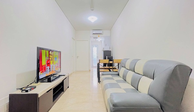 Cozy Stay 2Br At Podomoro City Deli Medan Apartment