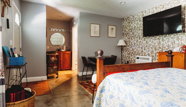 Cozy Stay by Lake MI & Dunes with Fire Pit