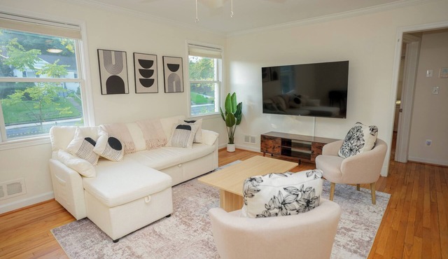 Cozy stay in Silver Spring- See the best of DC