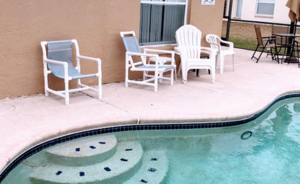 Cozy Stay Just A Click Away