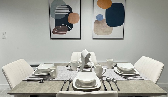 Cozy Stay, Near Newark Airport & NYC – 10 Min to EWR, 30 Min to Manhattan!