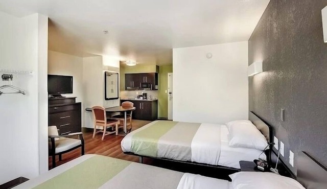 Cozy Stay Near Rutgers w/Kitchen