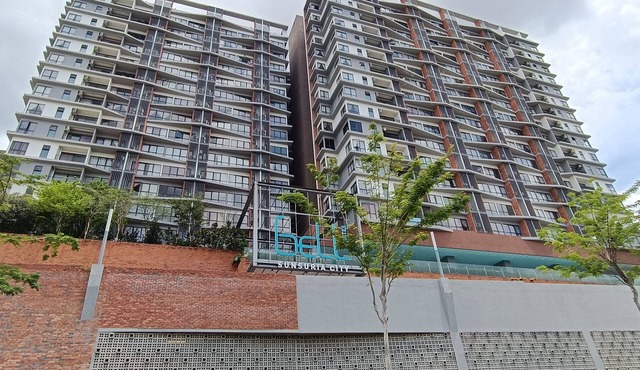 Cozy Staycation at Bell Suites KLIA by Dream Bee