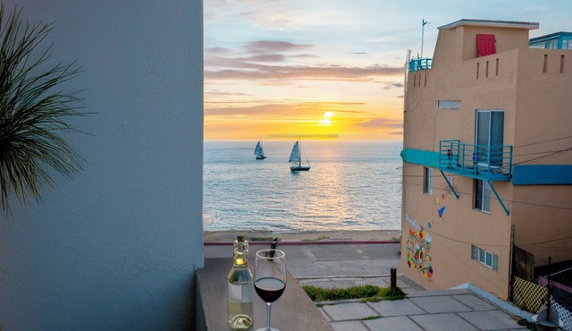 Cozy - Steps from beach + AC/HEAT