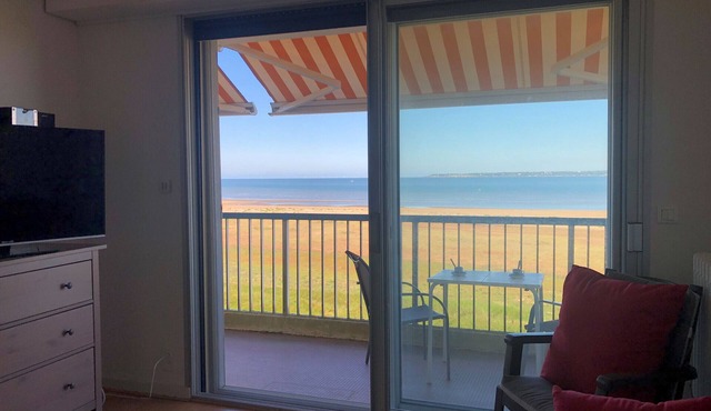 Cozy studio with balcony in Saint-Brevin, sleeps 3