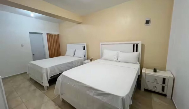 COZY STUDIO #2 AT Hotel y Villa Marchena