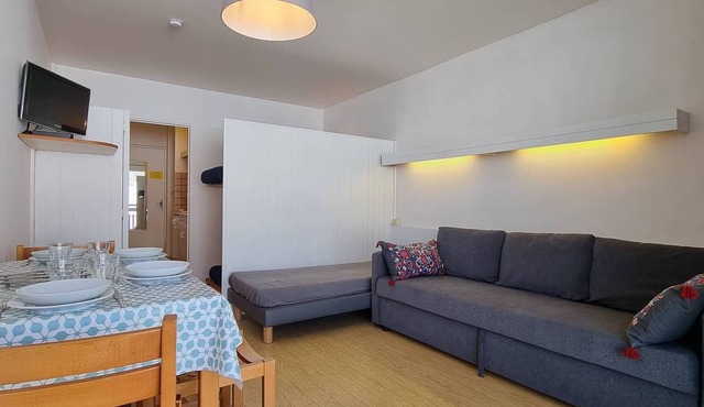 Cozy Studio, 4 Guests, Mountain View, 50m from Slopes