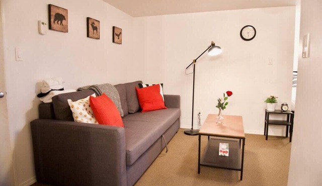 Cozy Studio, 4k Smart TV, Parking, Downtown, WiFi