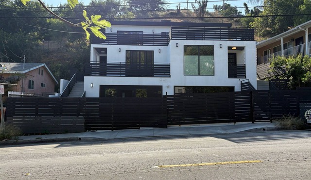 Cozy Studio apartment in amazing Los Angeles with WiFi, AC