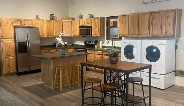 Cozy studio apartment at the base of South Mountain