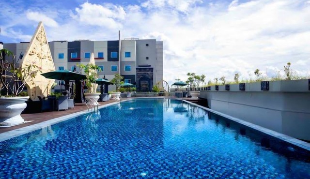 Cozy Studio Apartment At Grand Mercure Yogyakarta